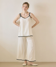 Load image into Gallery viewer, [PRE-ORDER] 2026 S/S 100% 국내산 생산&amp;고퀄리티 "하늘하늘 크림 9부 2pc 잠옷"